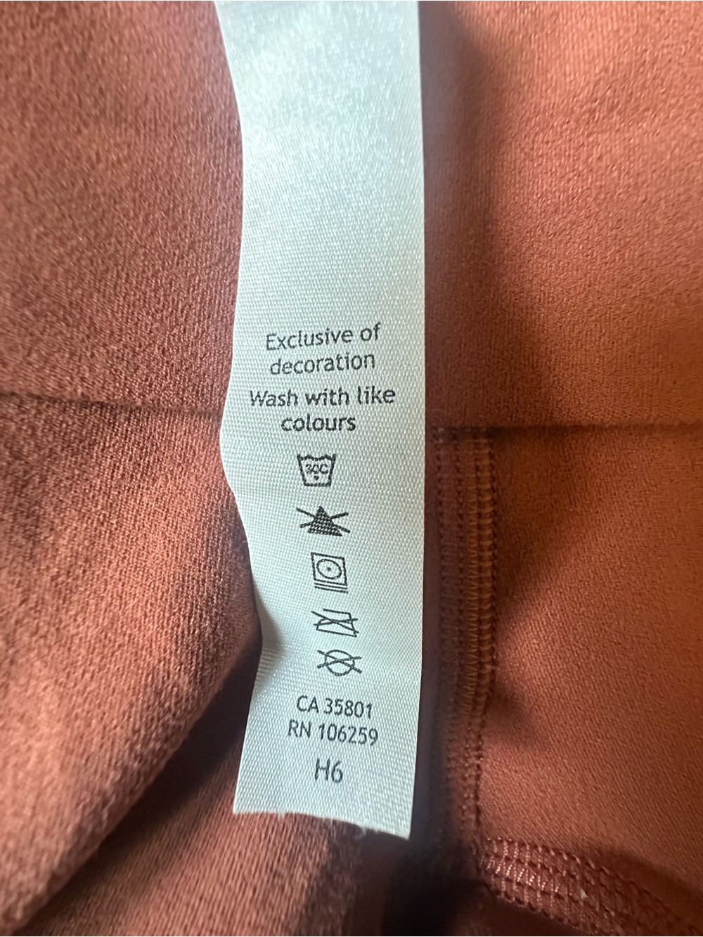 Lululemon Leggings Cropped Rust/Brown - Picture 6 of 6